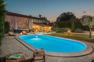 Family friendly house with a swimming pool Cerion, Central Istria - Sredisnja Istra - 16332