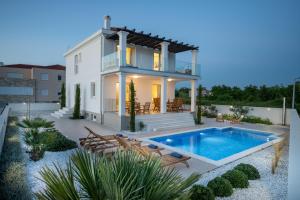 Villa Wave