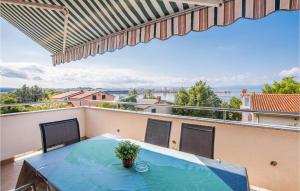 Lovely Apartment In Omisalj With Wifi