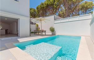 Amazing Home In Zablace