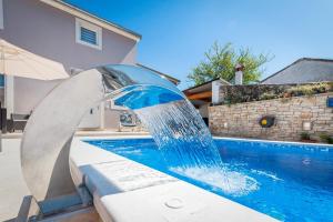 Holiday Home Fradelani