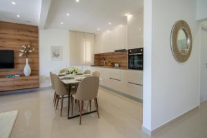 Luxury Garden apartment