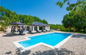 Lovely Home In Kamenmost