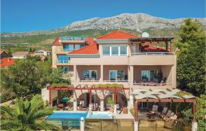 Beautiful Home In Kastel Gomilica With Sauna