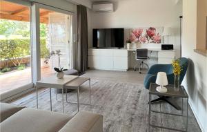 1 Bedroom Amazing Apartment In Rabac