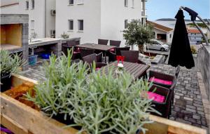 Beautiful Apartment In Sibenik With Wifi