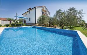 4 Bedroom Lovely Home In Kakma