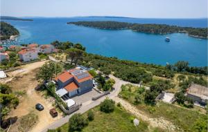 1 Bedroom Awesome Home In Rab