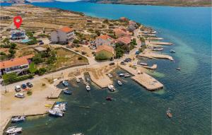 Lovely Apartment In Kustici, Novalja