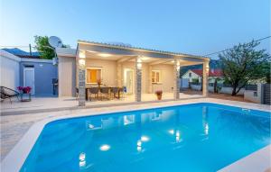 Pet Friendly Home In Seline