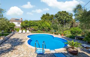Nice Apartment In Mundanije With Wifi
