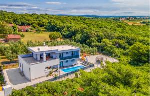 3 Bedroom Cozy Home In Pula